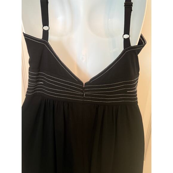 BCBG MaxAzria Black w/White Thread Trim Summer. Dress - Picture 8 of 9